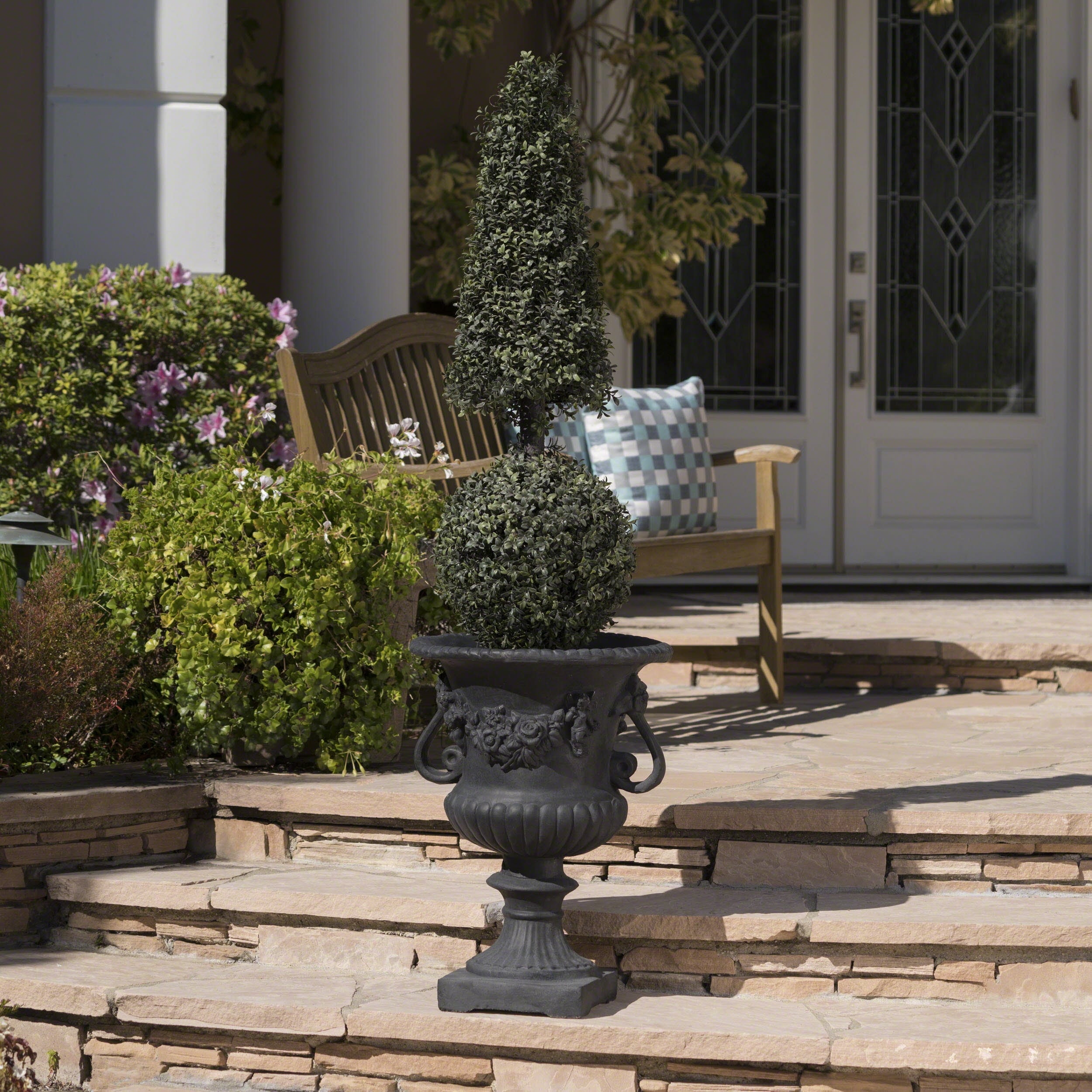 VORENE Buena Vista Urn Planter Classic Decorative Flower Container for Outdoor Garden Patio