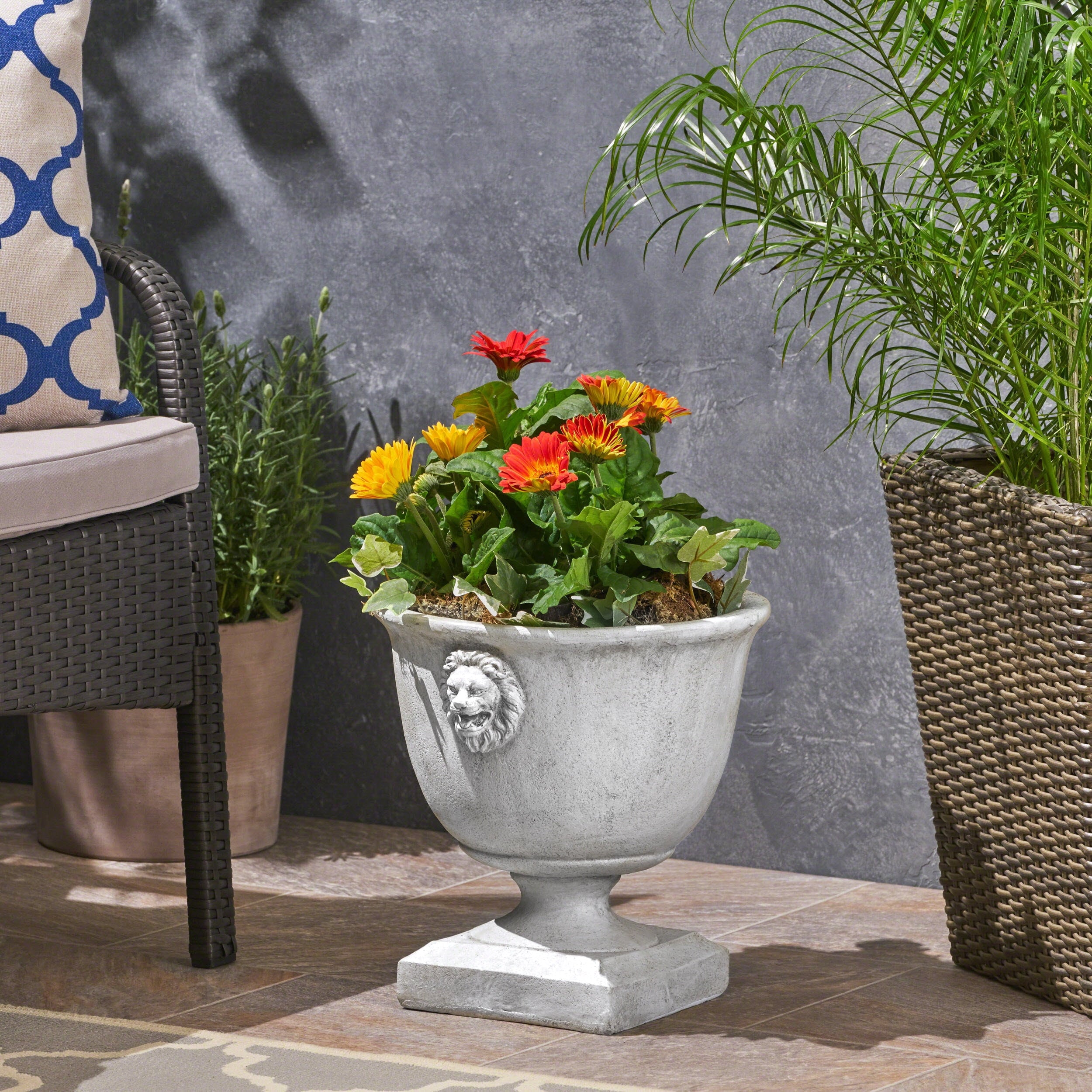 VORENE MGO Garden Urn Planter Indoor Outdoor Decorative Plant Pot